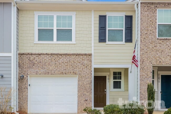 Building Photo - 11877 Fuller St