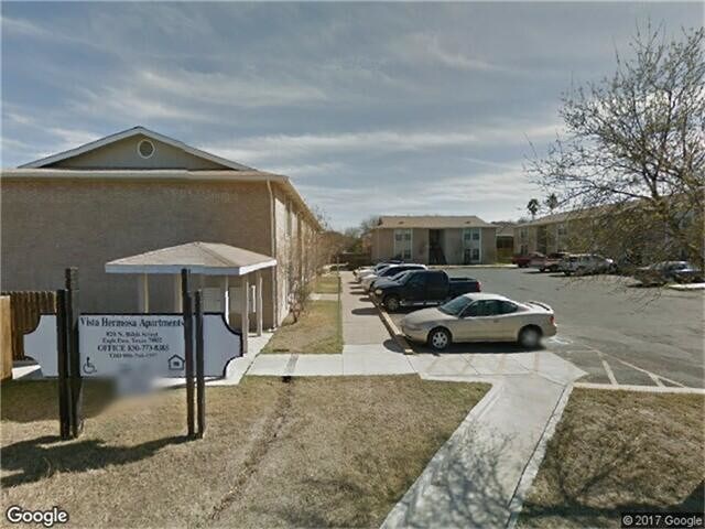 Foto del edificio - 820 N Bibb Ave