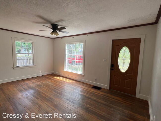 Foto del edificio - 3 br, 1 bath House - 115 Sherwood Street