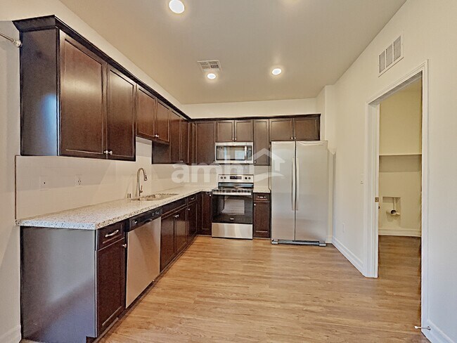Foto del edificio - 1474 Golden Hour Ave