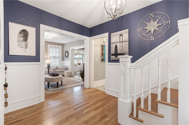 Building Photo - 21 Bedlow Ave