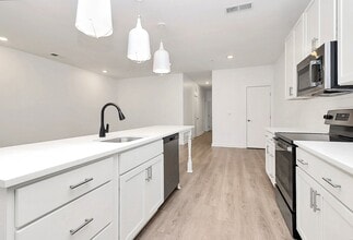 Interior Photo - Millhouse