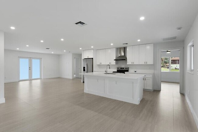 Foto del edificio - 13177 47th Ct N