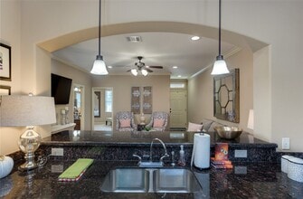 Building Photo - 409 Baby Bear Dr