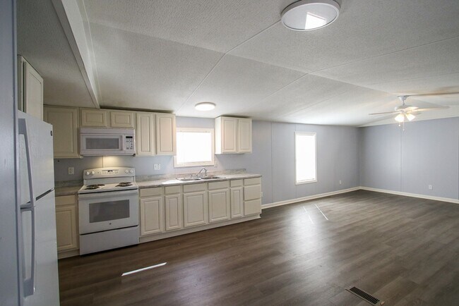 Foto del edificio - 351 Green Oaks Ct