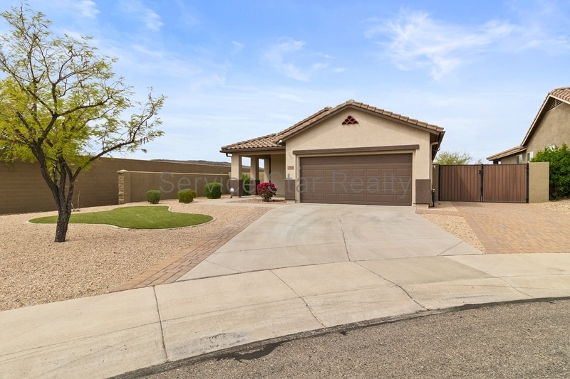Primary Photo - 37808 N Pagoda Ln