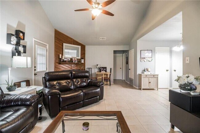 Foto del edificio - 3503 Rocky Hollow Trail