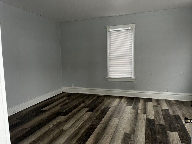 Foto del edificio - Welcome to the 3 Bedroom Home West Peoria