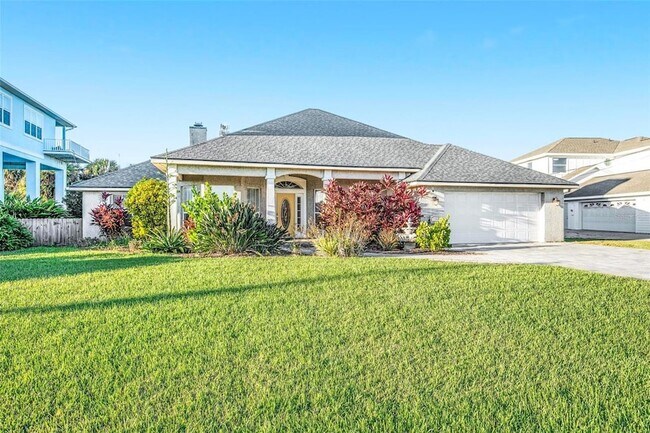 Building Photo - 7 Deerwood St