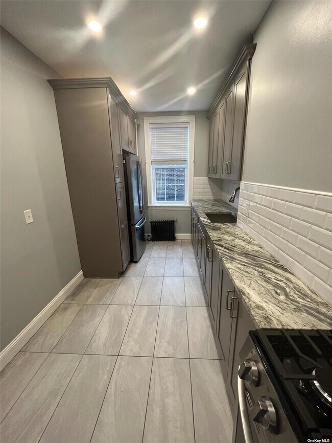 Foto del edificio - 118-16 101st Ave