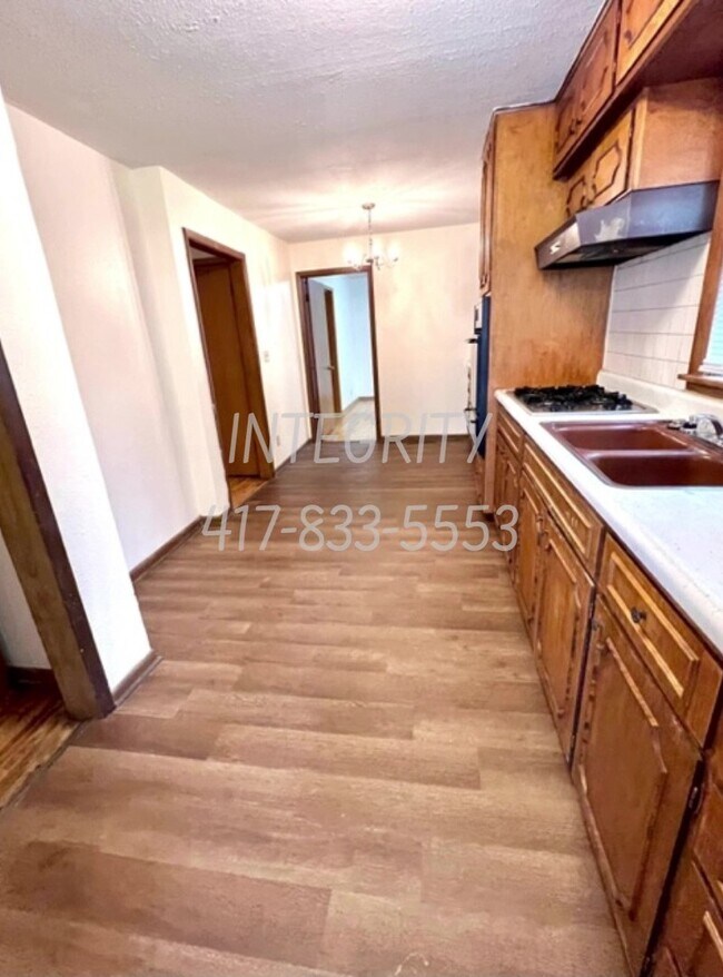 Foto del edificio - 2618 W Elm St