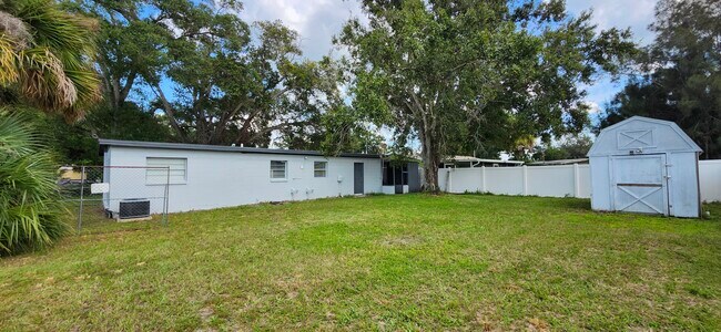 Building Photo - 4903 South 82nd Street