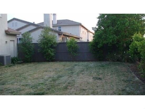 Building Photo - 11784 Village Pond Way
