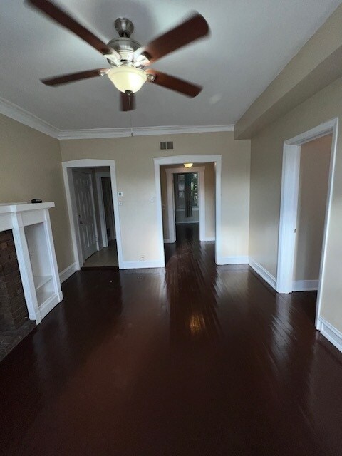 Building Photo - 5703 S Emerald Ave