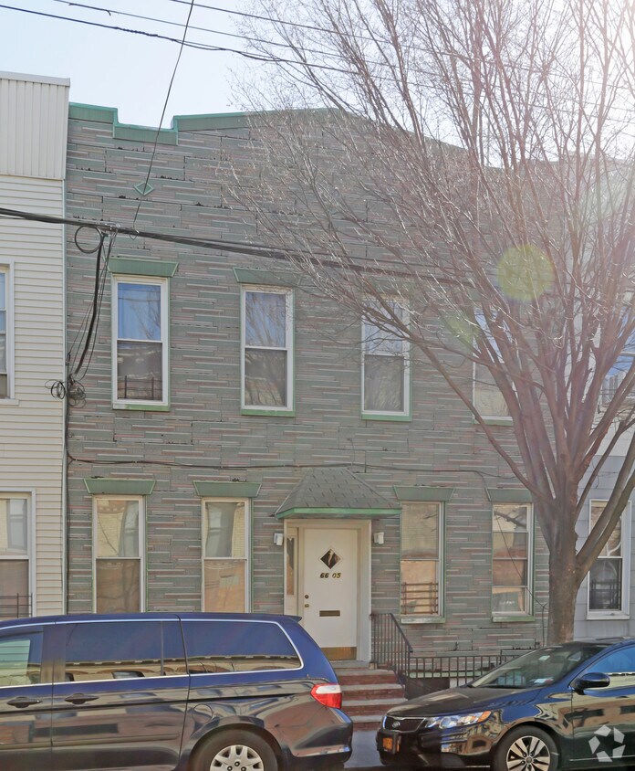 6605 Forest Ave, Ridgewood, NY 11385 Apartments in Ridgewood, NY