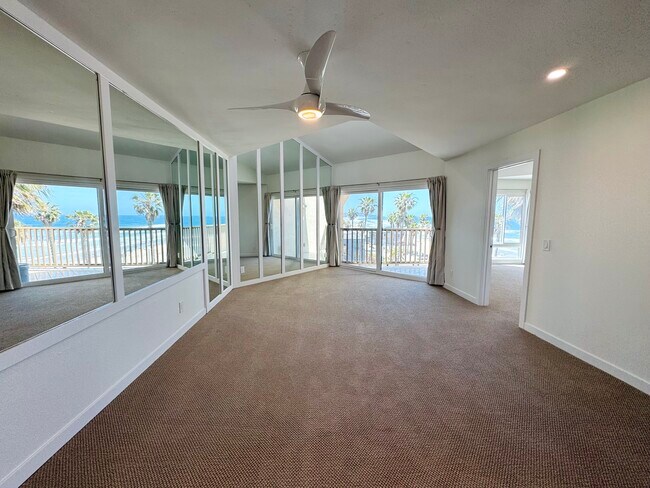 Foto del edificio - 4465 Ocean Blvd