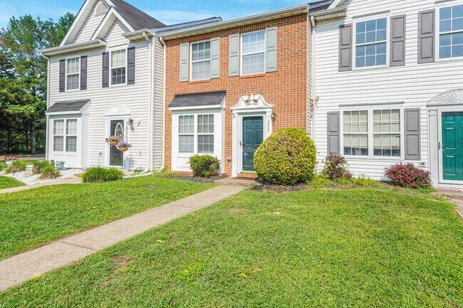 Foto del edificio - 10502 Guilderland Ct