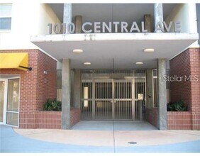 Building Photo - 1010 Central Ave