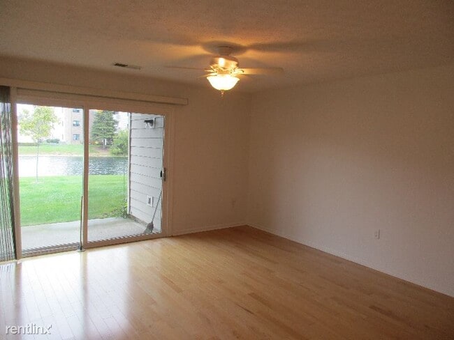 Building Photo - 2 br, 2 bath Condo - 2300 Pinzon Pl