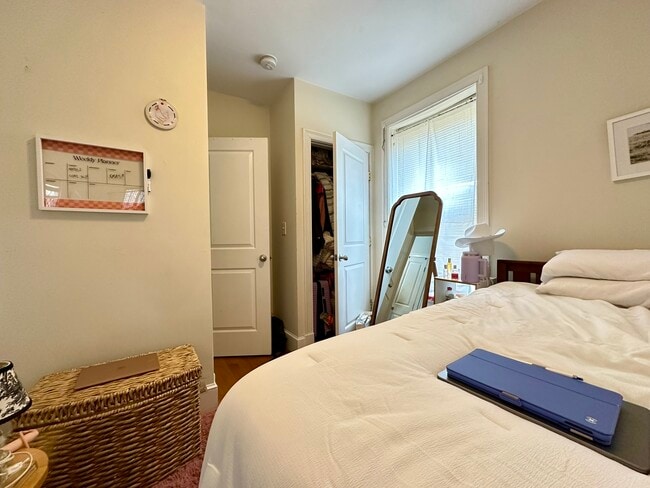 Foto del edificio - 836 Huntington Ave