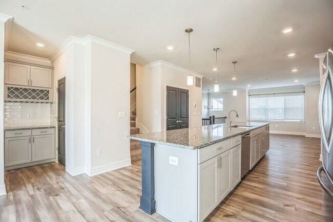 Building Photo - 5976 Kate Chopin Pl