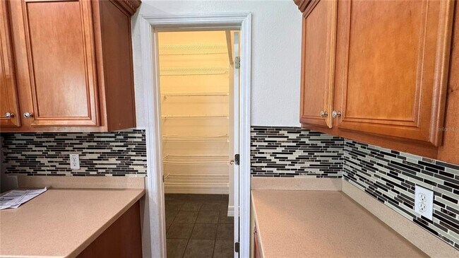 Building Photo - 9944 Chorlton Cir