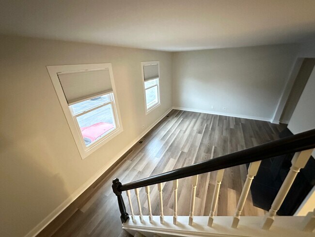 Building Photo - 1919 Finchley Ct