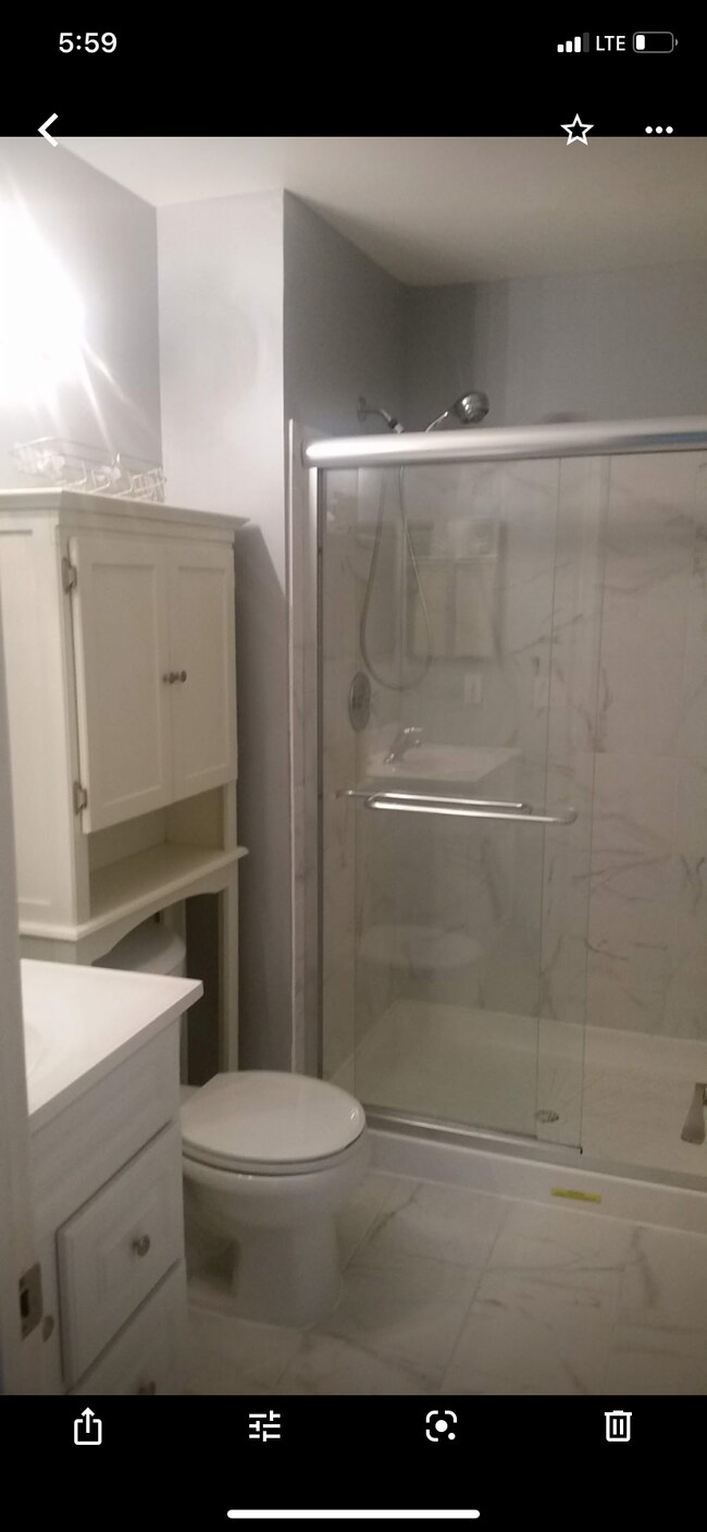 Foto del edificio - 141 Gregory Ln