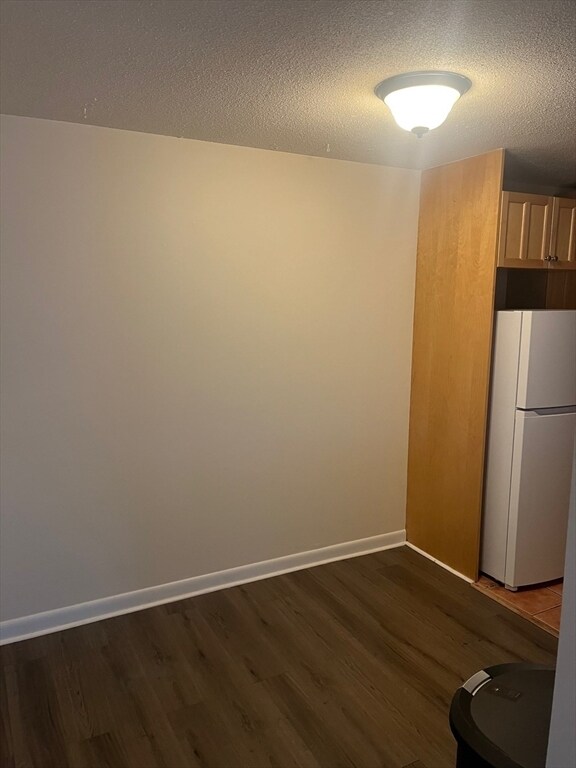 Building Photo - 131 Mellen St