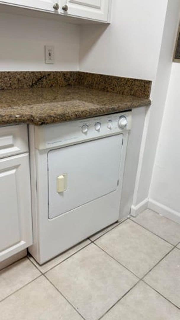 Foto del edificio - 2080 Greenview Shores Blvd