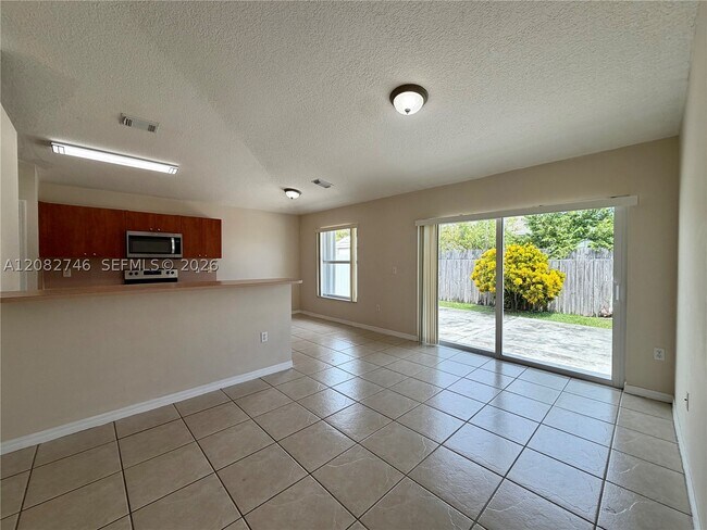 Foto del edificio - 27901 SW 134th Ct