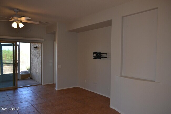 Building Photo - 10372 E Meandering Trail Ln