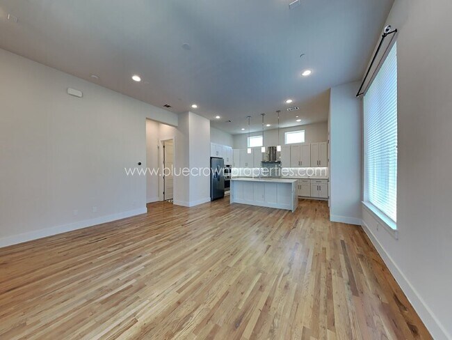 Foto del edificio - 1717 Caddo St
