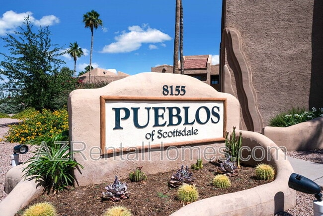 Foto del edificio - 8155 E Roosevelt St