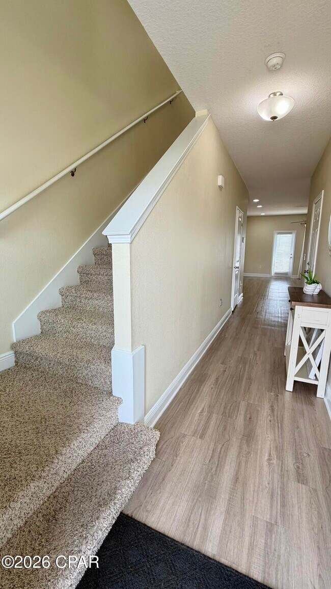 Foto del edificio - 7520 Shadow Lake Dr