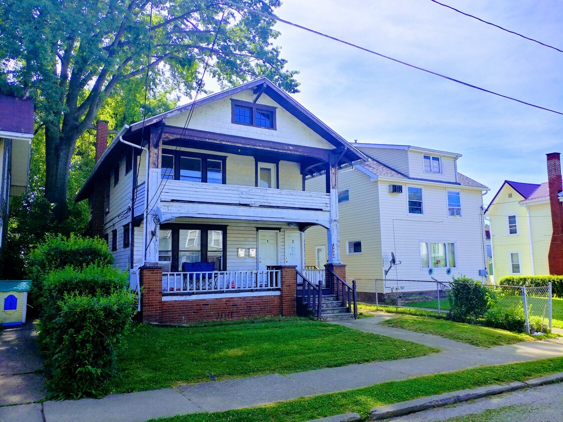 1330 Louisiana Ave NW, Canton, OH 44703 Apartments in Canton, OH