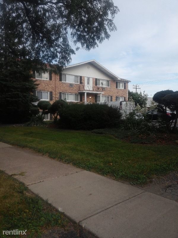 Primary Photo - 4117 Lindenwood Dr
