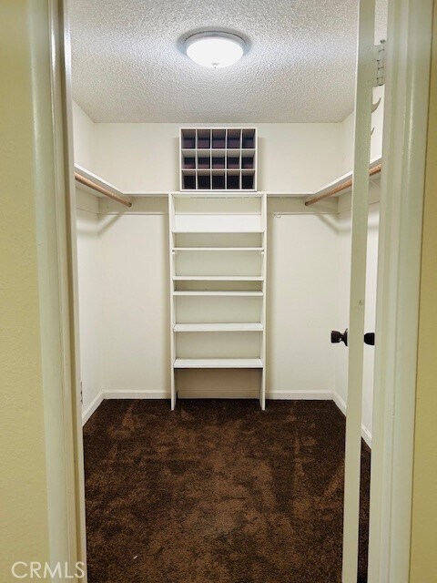 Foto del edificio - 332 W 4th St