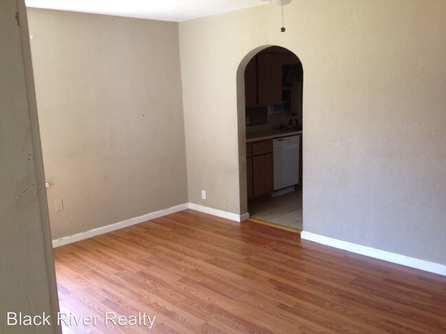 Foto del edificio - 3 br, 1.5 bath House - 1710 Barron Rd