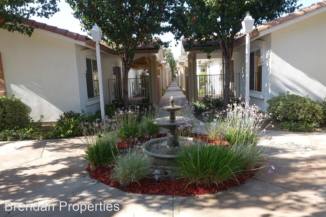Building Photo - 2 br, 2 bath Apartment - 1711Pepper Tree Dr