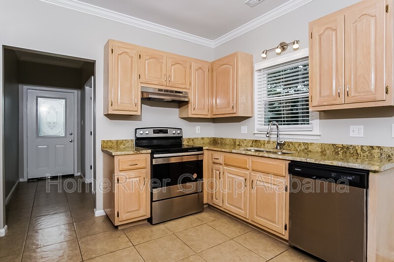 1924 W Brownstone Ct SW, Decatur, AL 35603 House Rental in Decatur