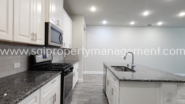 Foto del edificio - 1020 MJ Brown St