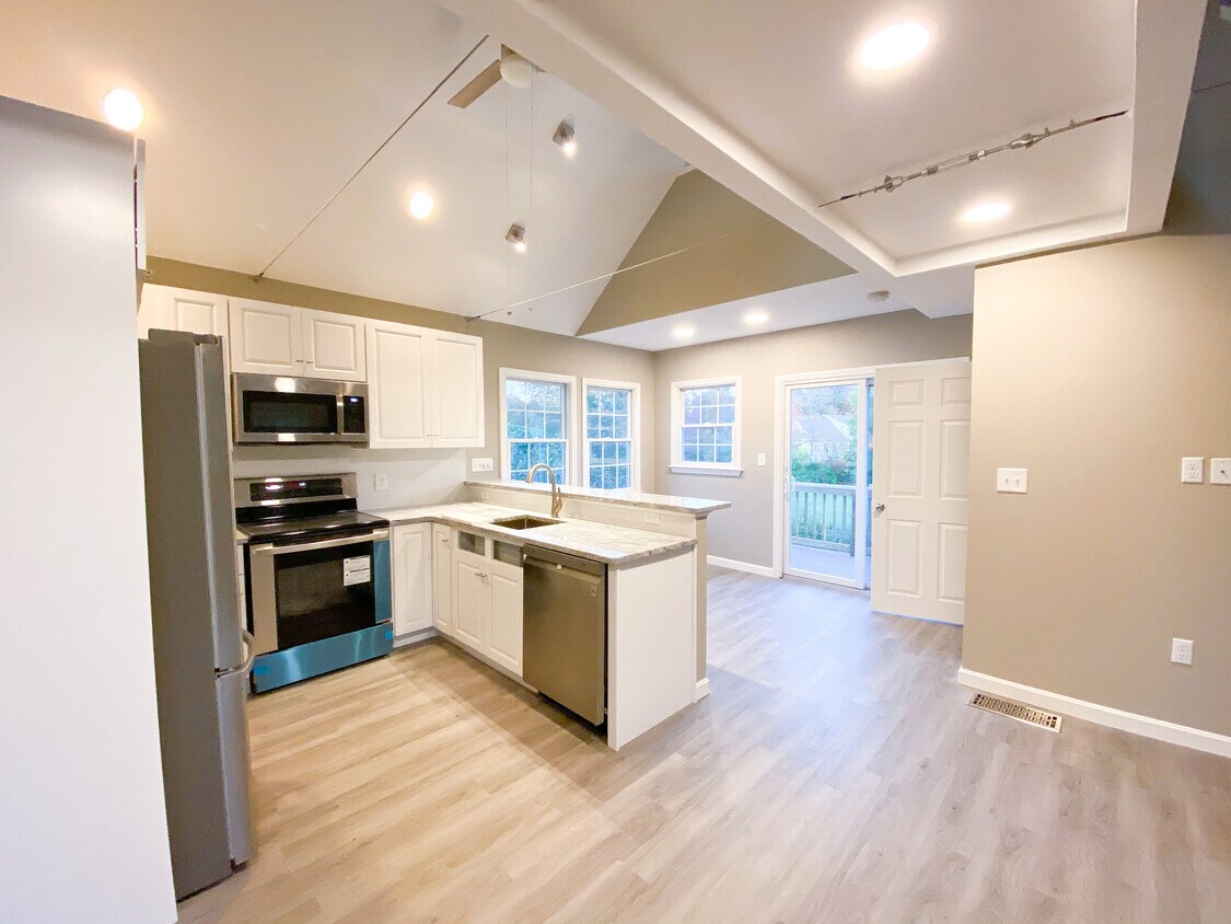 63 Grove St, Hopkinton, MA 01748 Townhome Rentals in Hopkinton MA