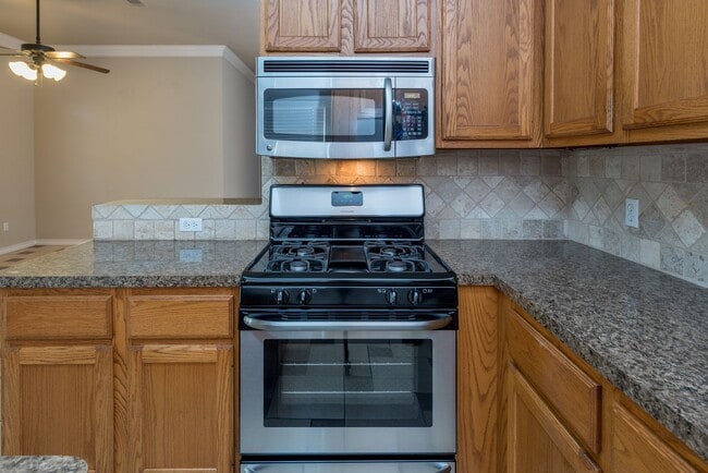 Foto del edificio - Beautiful 4 Bed, 2 Bath in a Great Location!