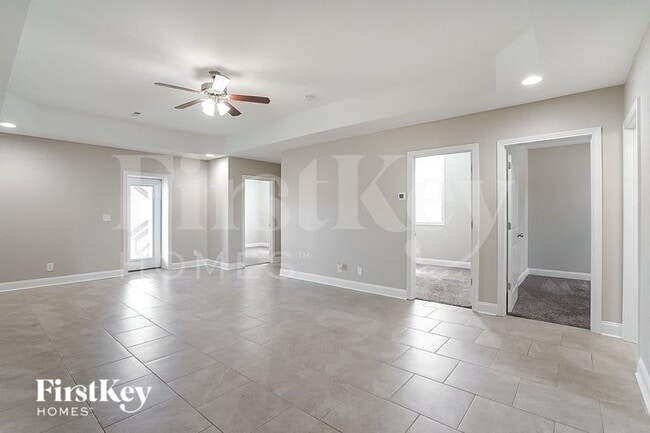 Building Photo - 1315 Golden Eagle Way