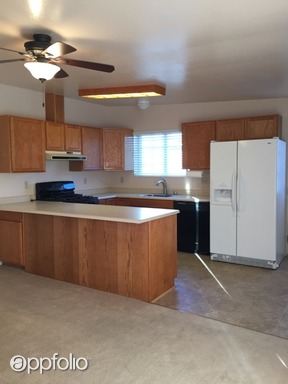 Building Photo - 5370 Hessel Rd