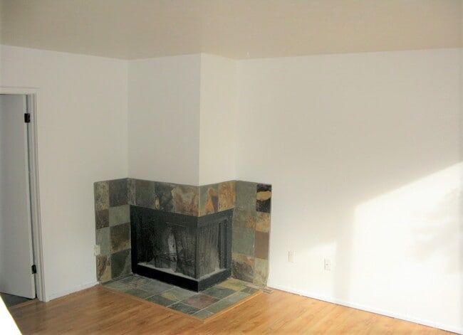 Building Photo - 5550 Pennsylvania Ave