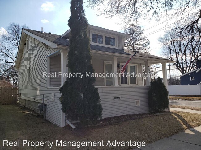 Foto del edificio - 1 br, 1 bath House - 500 E. Troy St.