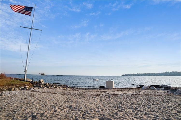 Foto principal - 80 Soundview Dr