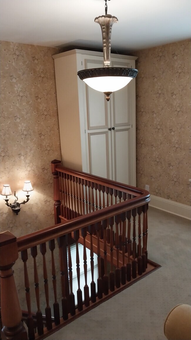 Foto del edificio - 212 Chestnut Ave NE